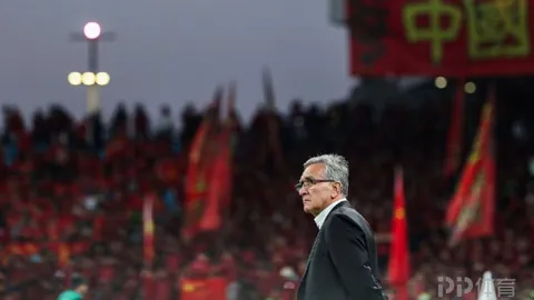 亚冬会闭幕式照片，触动人心瞬间